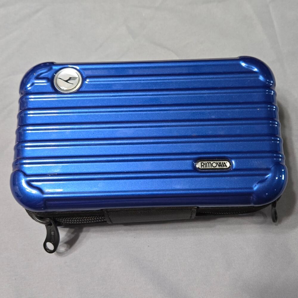 RIMOWA x Lufthansa First Class Amenity Kit Case Metallic Blue Hard Shell - Picture 6 of 6